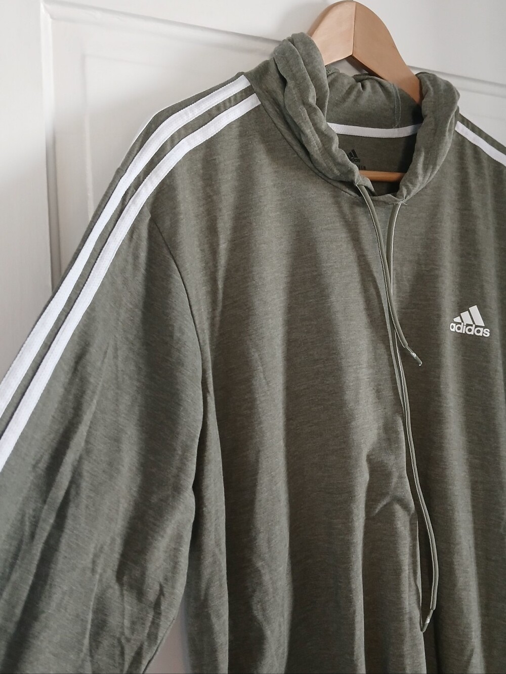 Men's Adidas Classic Sportswear Jacket Pullover Drawstring Hoodie Olive Size 2XL - Picture 4 of 7